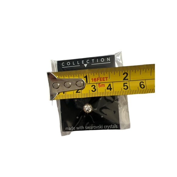 Lara K Made With Swarovski Crystals Lapel Pin - Rhinestones, Pins, Glamour - Picture 3 of 3